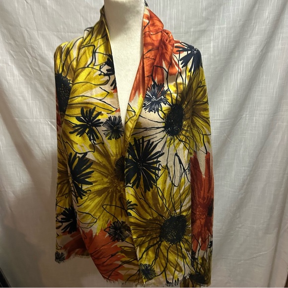 Anna & Ava Accessories - Anna & Ava scarf